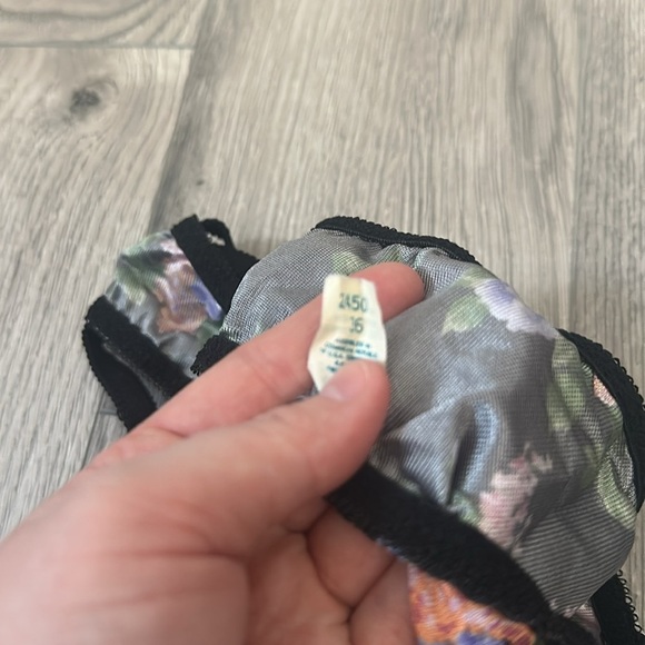 vintage 90s black floral lace trim bralette size medium - Picture 3 of 3